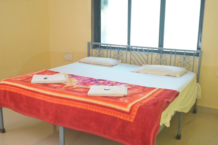 Couple AC Rooms 1
