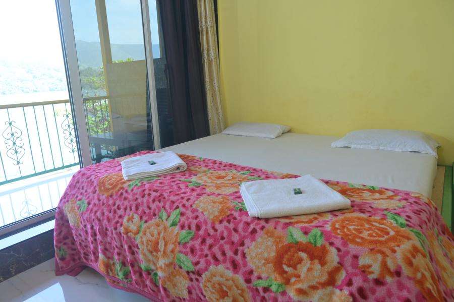 River View Couple AC Room 2